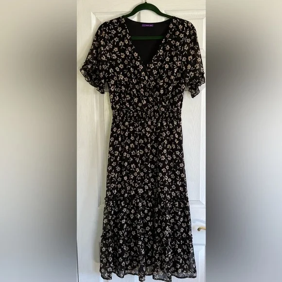 West Kei | Dresses | Beige Floral Fall Dress Size M | Poshmark